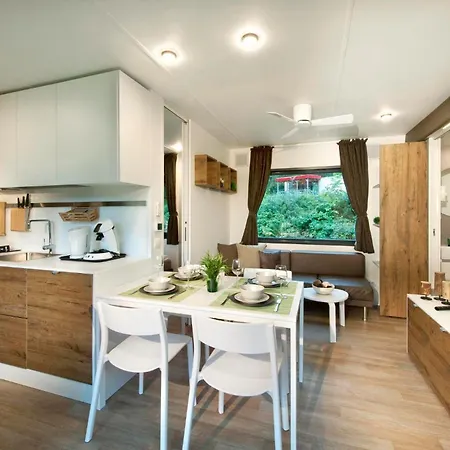 Ferienparadies Natterer See Holiday park Neu Gotzens